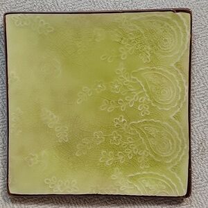 PIER 1 CHARTREUSE CANDLE PLATE SPOON REST DECORATIVE DISH